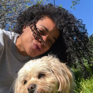 Amanda Neves profile photo