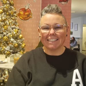lesley Nolan profile photo