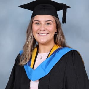 Ellie Thompson profile photo