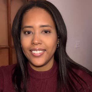 Monique Santos profile photo