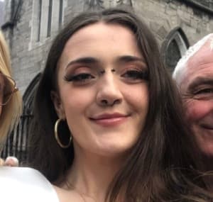 Chloe Hopkins profile photo