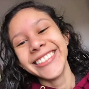 Izabelly “Izabelly” profile photo