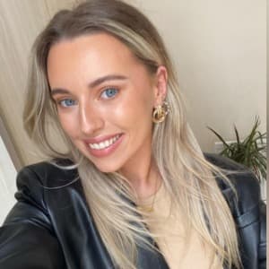 Sionnain Nic Grianna profile photo