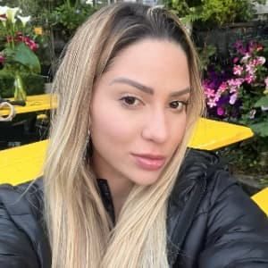 Thais Gomes profile photo