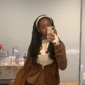 Isabella o profile photo