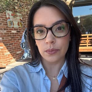 Stefanne Oliveira profile photo