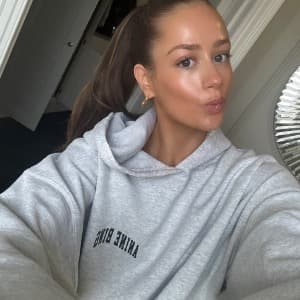 Sarah Jane Holmes profile photo