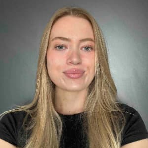 Adrianne Stowe profile photo