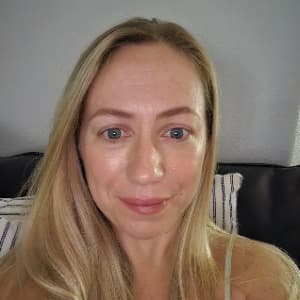 Gillian Oliver profile photo