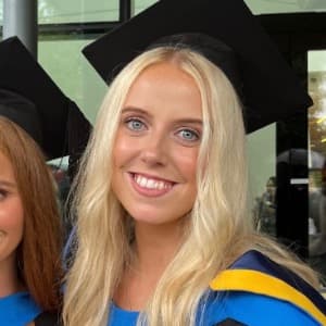 Robyn Leslie profile photo