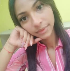 Estefany Andrade profile photo