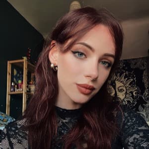 Aleksandra Damiecka profile photo