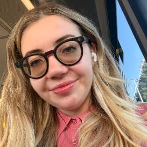 Ioana Maris profile photo