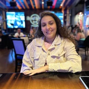 Julia Tomaz profile photo