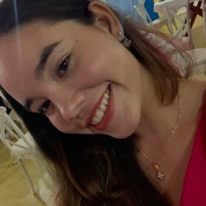 Larissa Beatriz profile photo