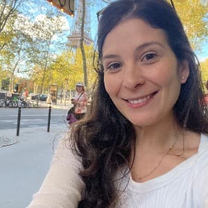 Nathalia Moreira profile photo