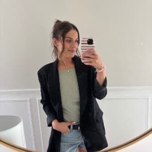 Laura Collins profile photo