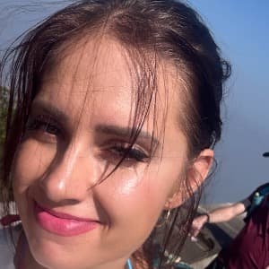Mirella W profile photo