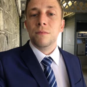 Si James profile photo