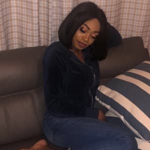 Janet E profile photo