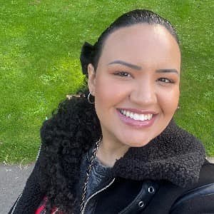 Renata Prado profile photo